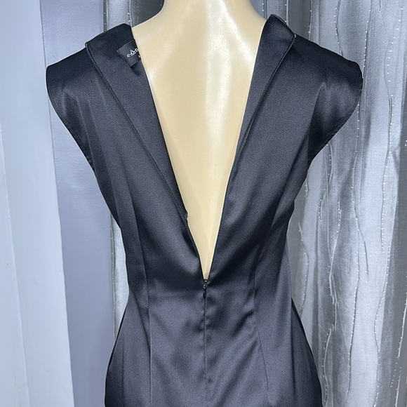 Connected ApparelBody Con Deep V Neck Black Satin Beaded Women’s Mini Dress Sz 6 - Picture 5 of 6